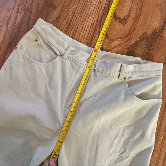 St. John Sport by Marie Gray Pants Light Mint Green Gold Button Size 8 Casual - Picture 3 of 12